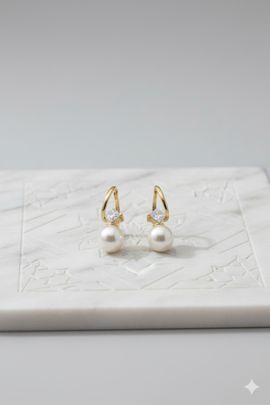 Golden Pearl Earring